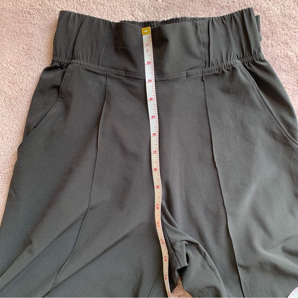 Lululemon Noir Black Wide Leg Pants size 4 - Picture 5 of 9